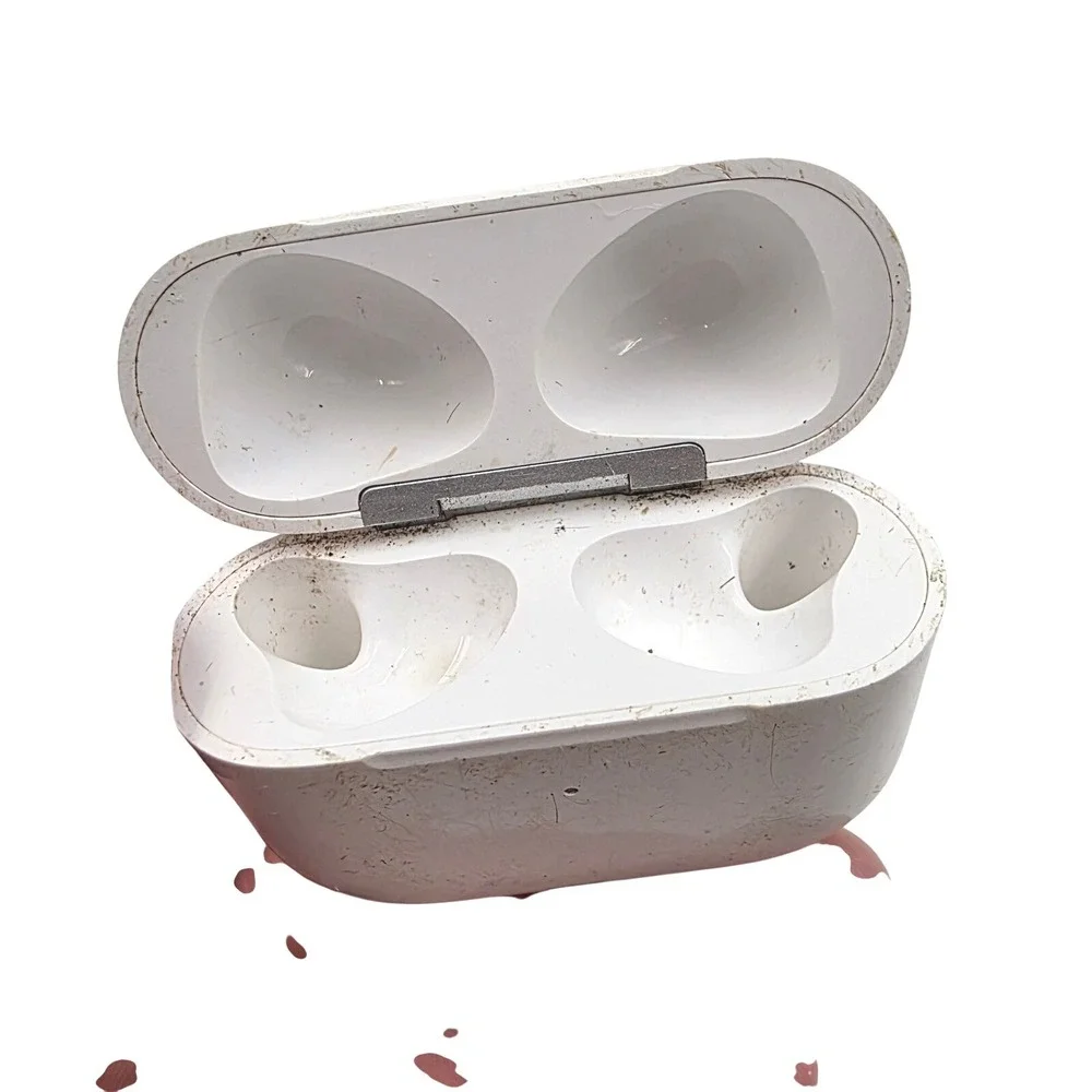 Apple AirPods 3rd Generation MagSafe Charging Case White‎ A2566 GX4ZJ6SNLKKT L3